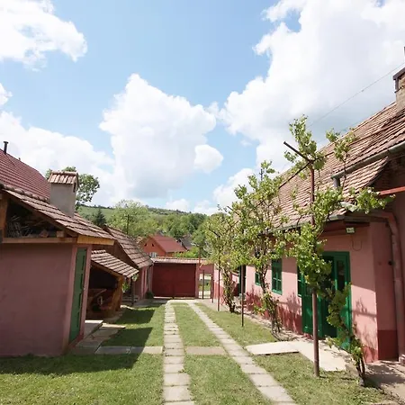 Venkovský dům Tri Feresti